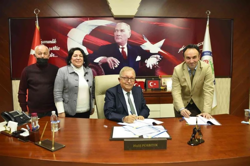 Başkan Posbıyık memur zammı sözleşmesini imzaladı
