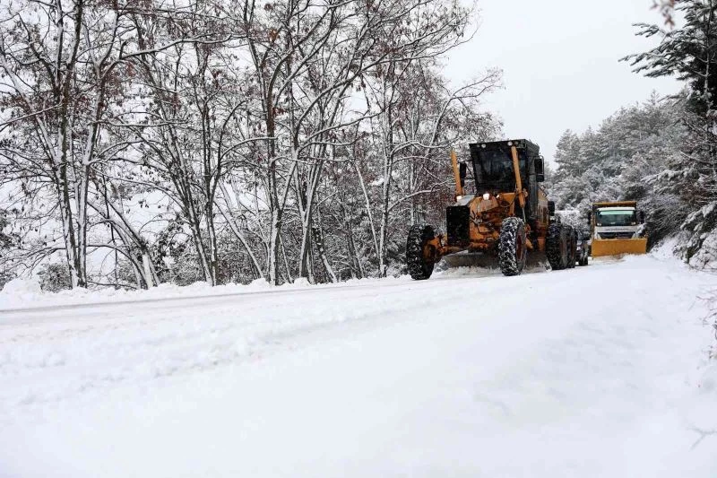 Sokakta kalan evsizlere sıcak yuva
