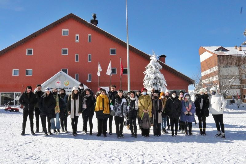 “Doğada Sanat- Kış Çalıştayı” Ilgaz’da gerçekleştirildi
