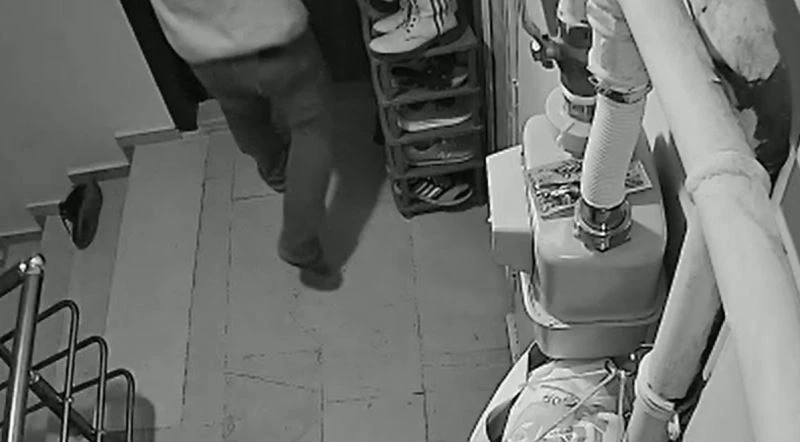 Kapısını çaldığı daireye zorla girdi, ev sahibi çığlık çığlığa bağırdı
