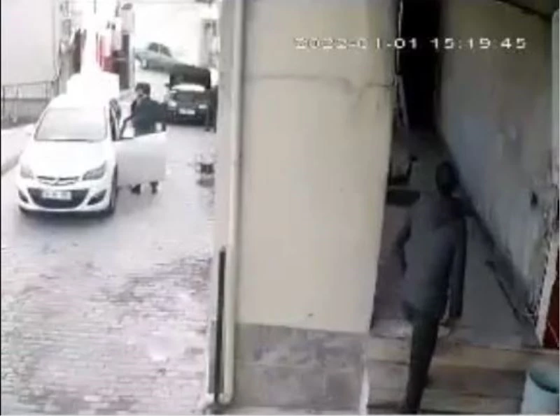 Yüzsüz hırsız, girdiği evi aynı günde iki kez soydu
