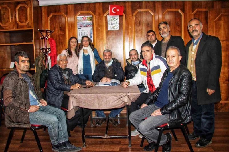 Ablasıyla iletişim kurmak için gittiği dernekte işitme engelli eşiyle tanışıp evlendi
