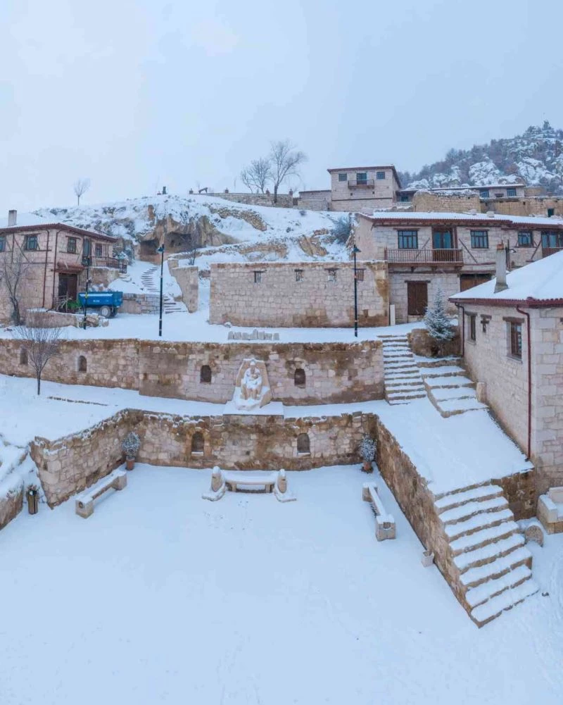 Kar altındaki Frig Vadisi usta gözlerin objektiflerinden görüntülendi
