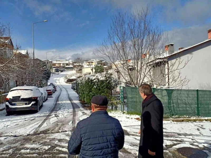 Başkan Alemdar çalışmaları sahada takip ediyor
