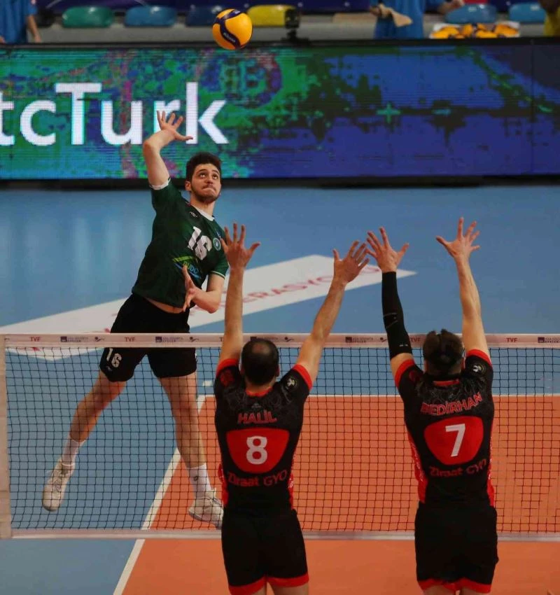 Bursa Büyükşehir Belediyespor-Ziraat Bankkart: 0-3
