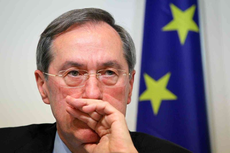 Fransa’nın eski İçişleri Bakanı Gueant’e 1 yıl hapis cezası
