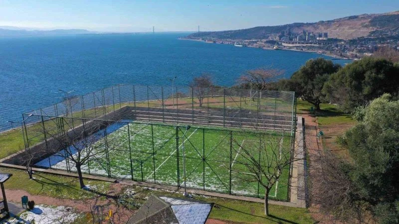 Halı sahanın manzarası hayran bırakıyor
