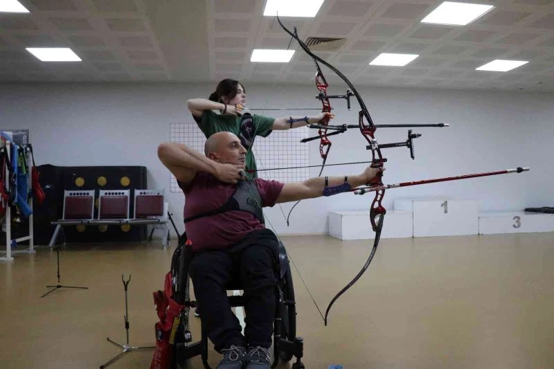 Engeli, hayallerini yıkamadı milli takıma girmeye hak kazandı
