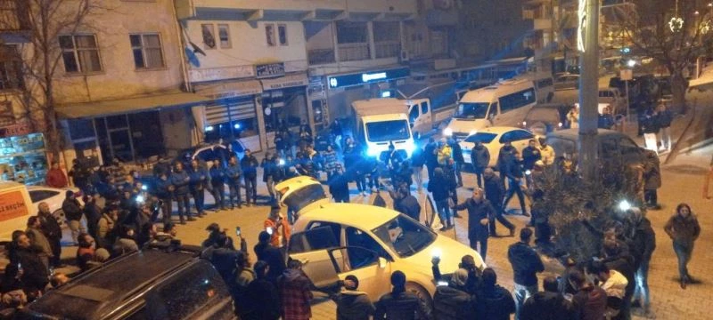 O Ses Türkiye şampiyonu Hasan Koçak’ın şampiyonluğu memleketi Artvin’de horonlarla kutlandı
