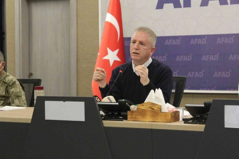 Gaziantep Valisi Davut Gül kentteki kar bilançosunu açıkladı
