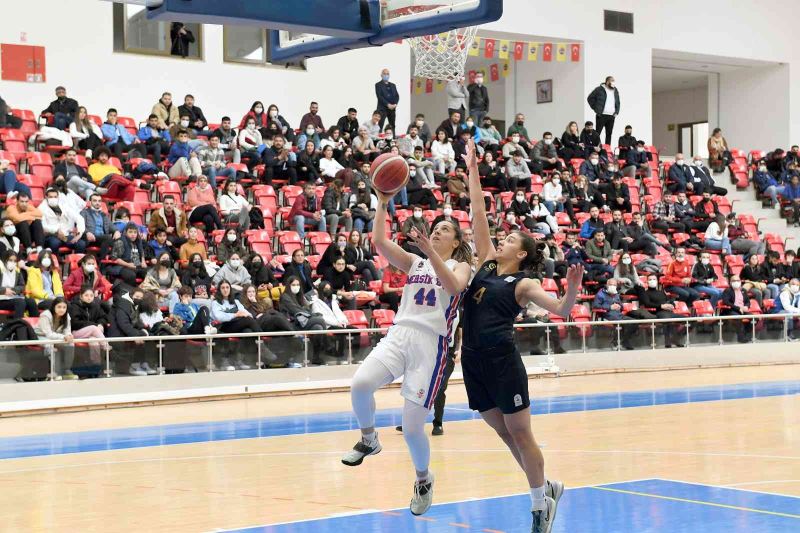 Mersin Büyükşehir MSK Kadın Basketbol Takımı, Fenerbahçe Gelişim’i 76-55 yendi
