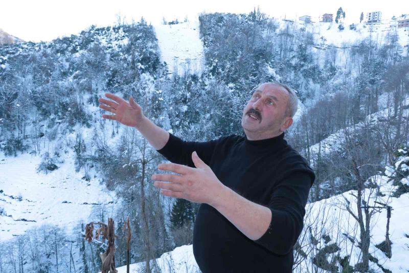 Sosyal medya fenomeni ’Laz dayı’ gülmekten kırıp geçiriyor
