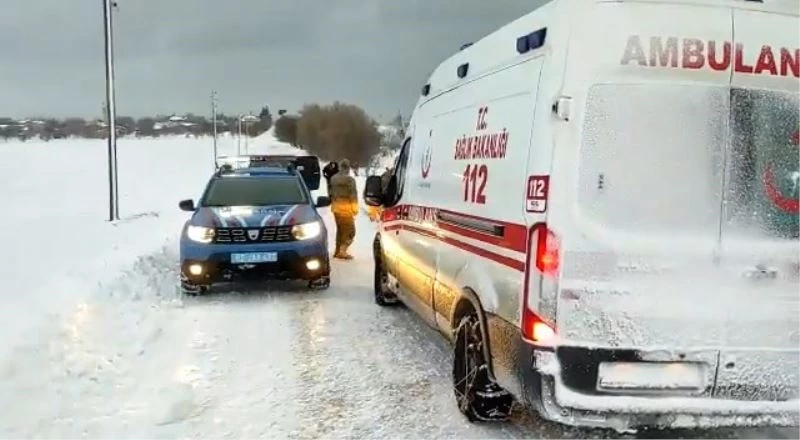 Ekipler kolu kırılan çocuk için seferber oldu
