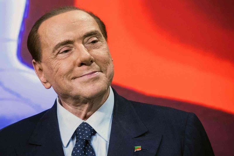 İtalya’nın eski Başbakanı Berlusconi’nin 20 Ocak’tan bu yana hastanede olduğu ortaya çıktı
