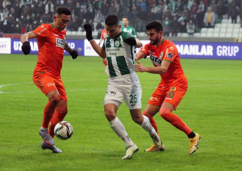 Spor Toto Süper Lig: GZT Giresunspor: 1 - Aytemiz Alanyaspor: 3 (Maç sonucu)
