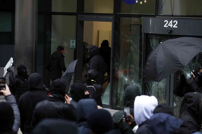 AB Yüksek Temsilcisi Borrell, Belçika’da AB binasına yapılan saldırıyı kınadı
