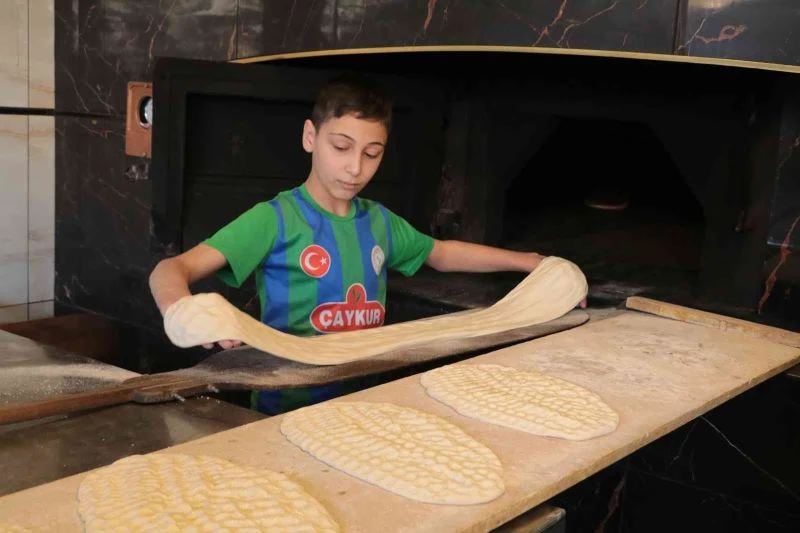 Rizeli genç fırıncı, ustalara taş çıkarıyor
