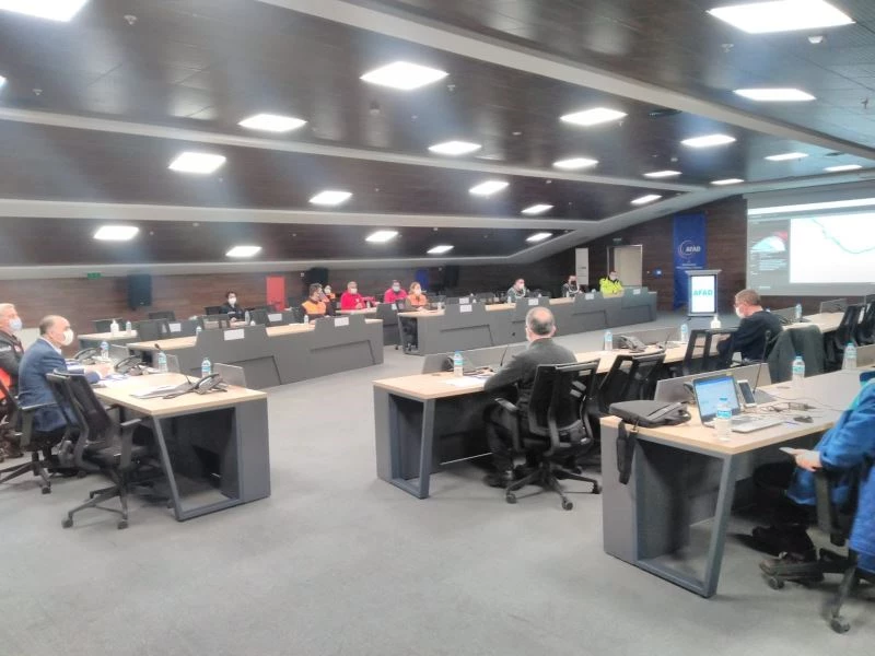 Vali Günaydın Kış Tedbirleri Toplantısına katıldı
