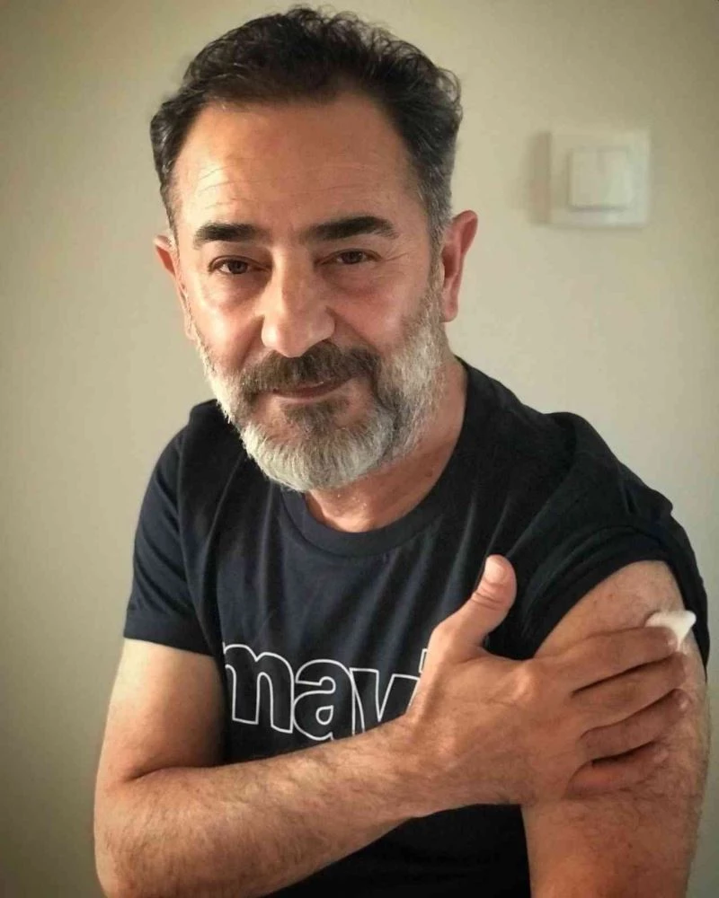 Sinema ve dizi oyuncusu Ayberk Pekcan Mersin’de hayatını kaybetti
