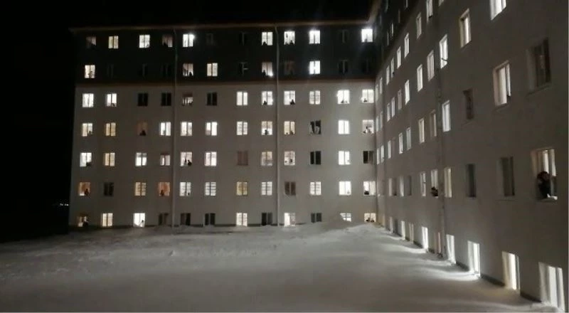 Üniversiteye seslerini böyle duyurdular
