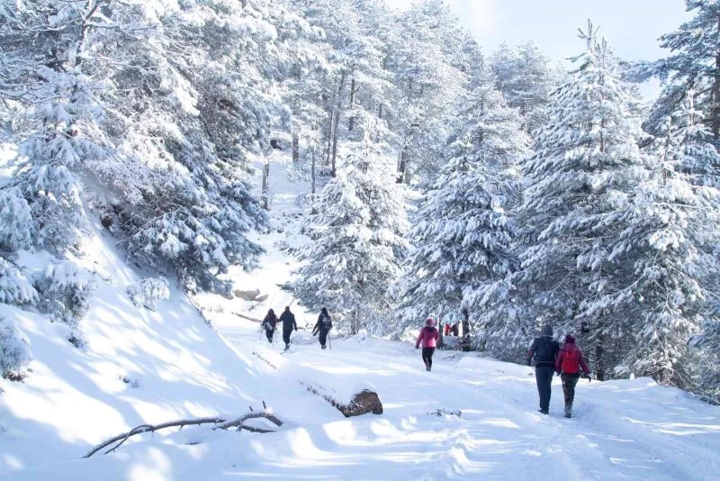 Kazdağları’ndaki kar güzelliği objektiflere böyle yansıdı
