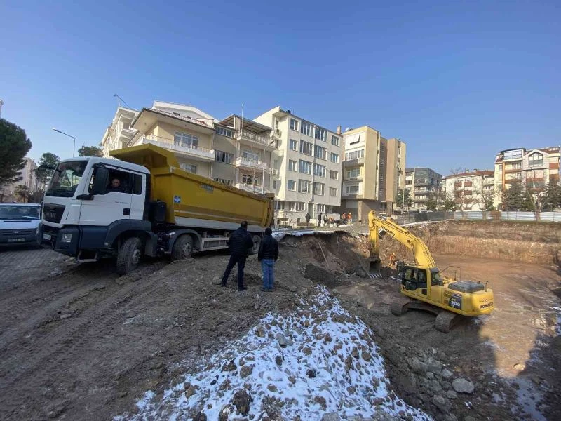 Toprak kaymasında hasar yok
