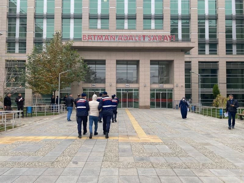 Batman’da aralarında hamile kadınlarında olduğu 170 suçlu yakalandı: 54 kişi ceza evine teslim edildi
