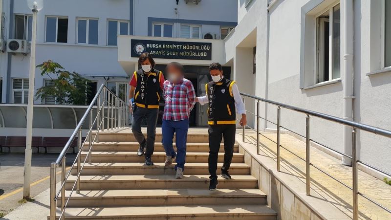 Bursa’da hemşire olan öz ablasını bıçaklayan sanığa 12 yıl hapis cezası
