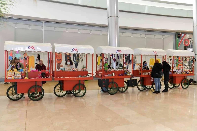 Üretici kadın stantları yıl sonuna kadar AVM’lerde olacak
