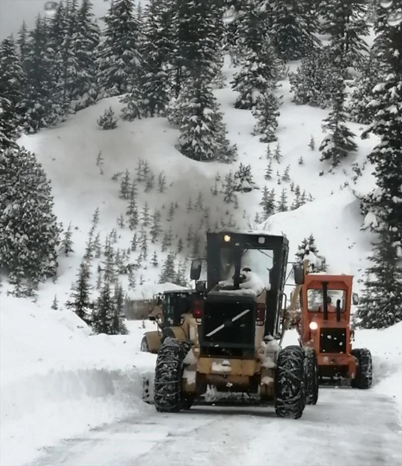 Anamur-Ermenek kara yolunun açılması için çalışmalar sürüyor