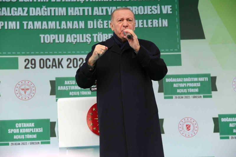 Cumhurbaşkanı Erdoğan: “Faizi indireceğiz ve indiriyoruz; Bilin ki, enflasyondan inecek daha düşecek”
