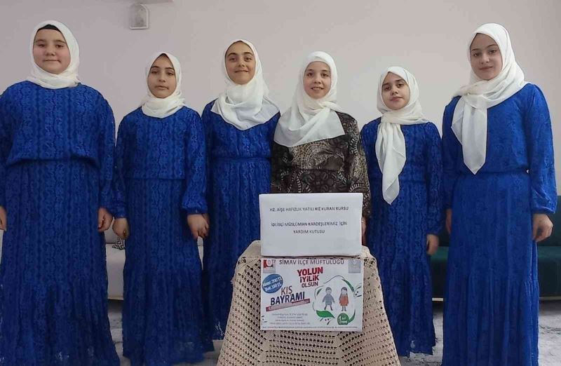 Simav Hazreti Aişe Yatılı Hafızlık Kız Kur’an Kusru öğrencilerinden örnek kampanya
