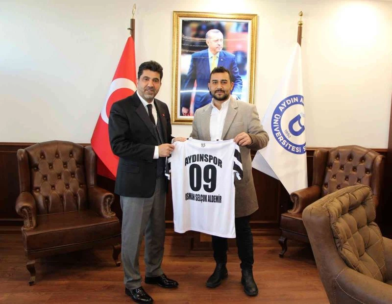 Aydınspor’dan Rektör Aldemir’e ‘forma’ jesti
