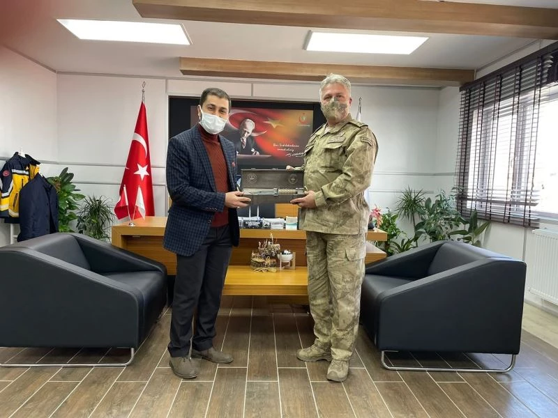 Tuğgeneral Çoklak’tan İl Müdürü Damkacı’ya ziyaret
