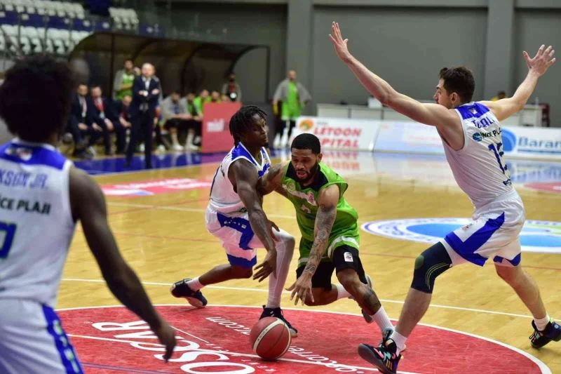 Manisa BBSK liderliğe yükseldi
