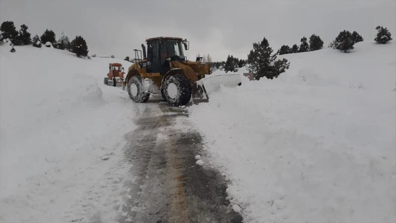 Anamur-Ermenek kara yolunun tek şeridi ulaşıma açıldı