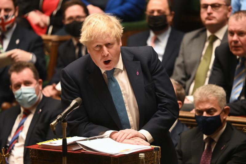 İngiltere Başbakanı Johnson “Partygate” skandalı için özür diledi
