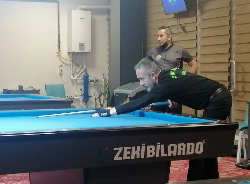 3 bant bilardo turnuvası sona erdi
