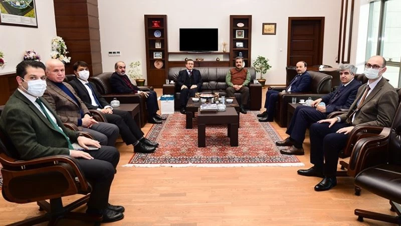 Rektör Çakmak, mevkidaşlarını ağırladı
