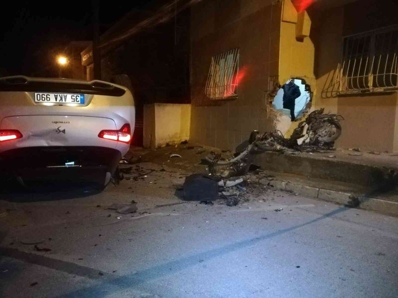 İzmir’de film sahnelerini aratmayan kovalamaca: İş yeri sahibi kovaladığı motosiklet hırsızı zanlısına otomobille çaptı: 1 ölü, 2 yaralı
