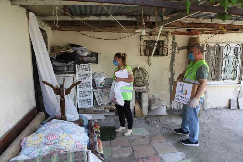 Bayraklı Belediyesi, yıl boyu sürekli yardım yapılan hane sayısını 20 bine çıkardı
