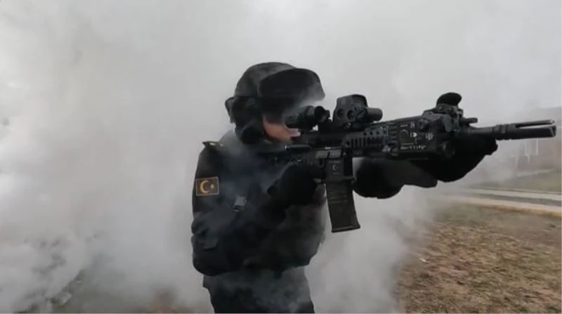 JÖAK emrindeki görevli personeller eğitim atışlarına devam ediyor
