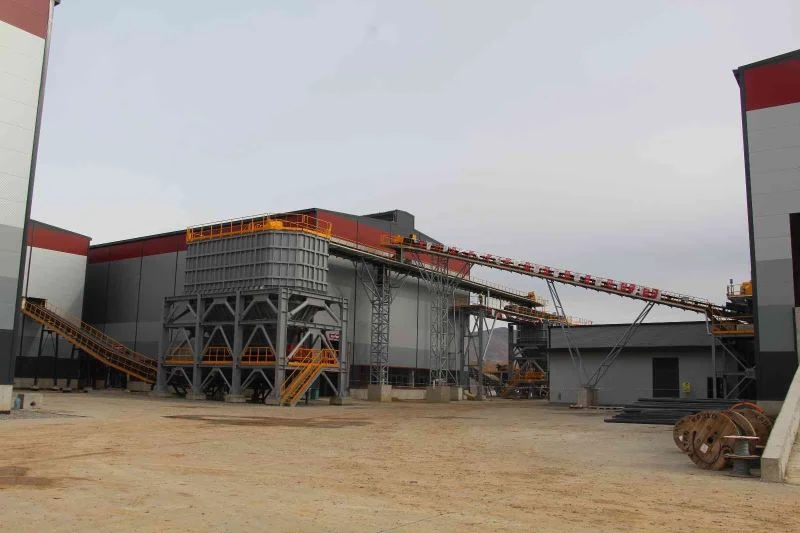 Türkiye’nin tek izabe tesisi 3 bin kişiye istihdamla, ülkeye 300 milyon dolar bıraktı
