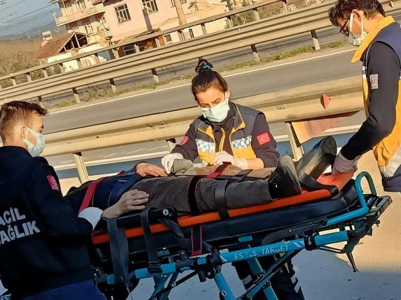 Taklalar atan aracın sürücüsü feci şekilde hayatını kaybetti
