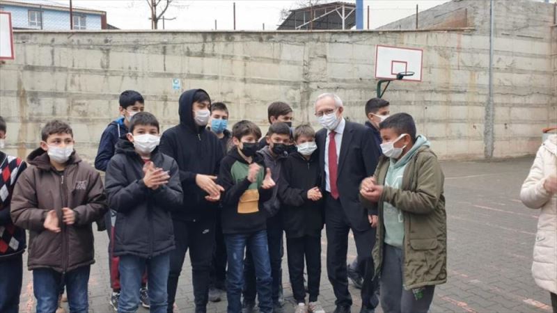 Milli Eğitim Bakan Yardımcısı Ahmet Emre Bilgili, Adana