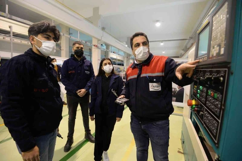 Bursa’da MEGİP ile 5 bine yakın kursiyer istihdam edildi
