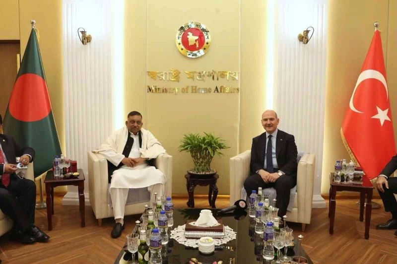 İçişleri Bakanı Soylu, Bangladeş İçişleri Bakanı Khan ile bir araya geldi
