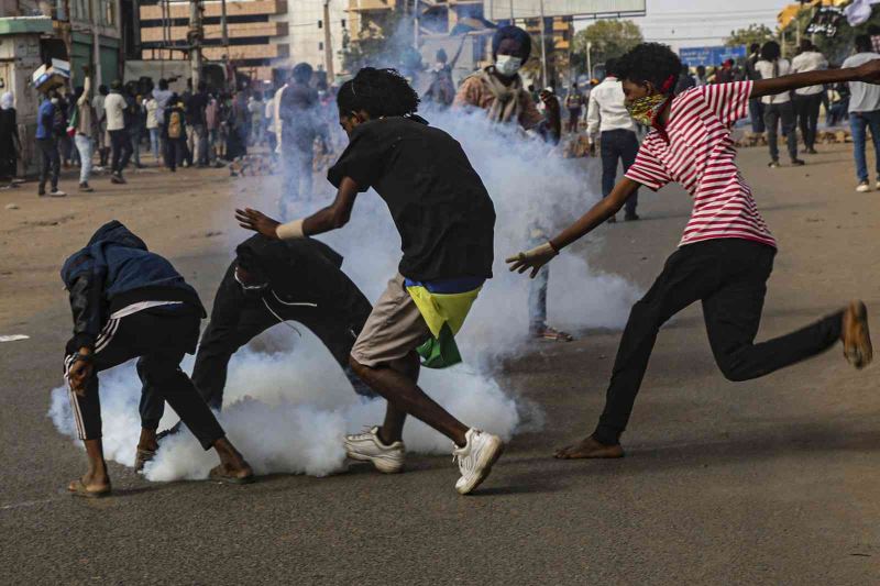 Sudan’daki protestolarda can kaybı 62’ye yükseldi
