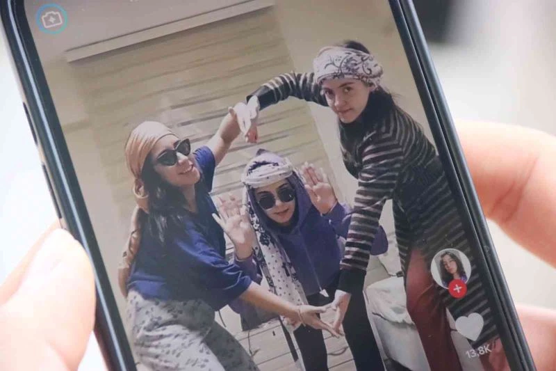 ‘Z kuşağı’ sosyal medya fenomenlerinin aylık geliri 20 ila 200 bin TL arasında
