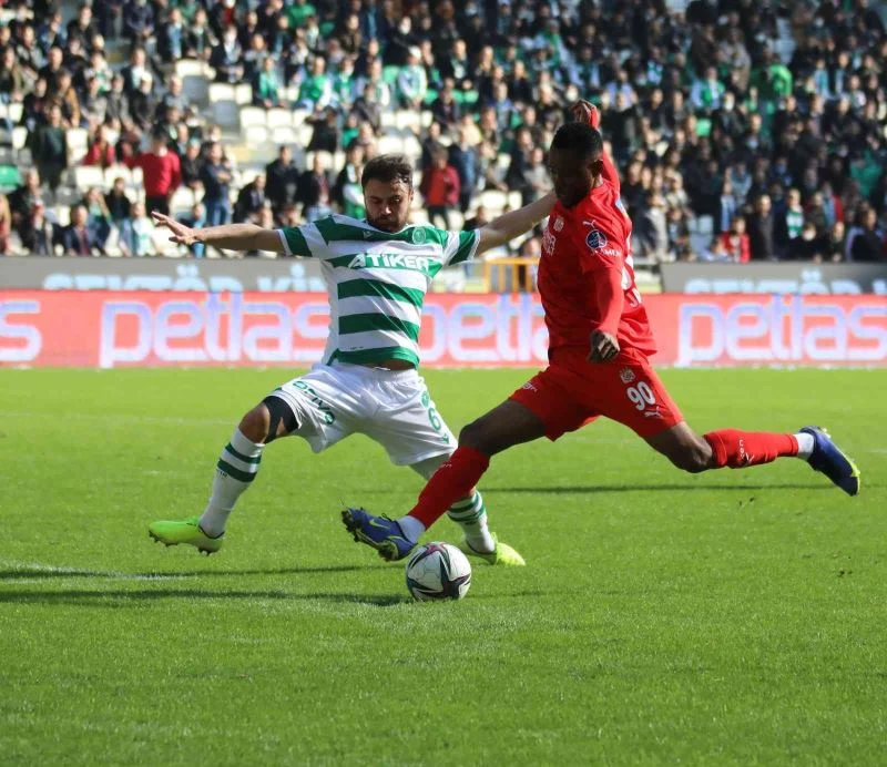 Leke James, Sivasspor’da siftah yaptı
